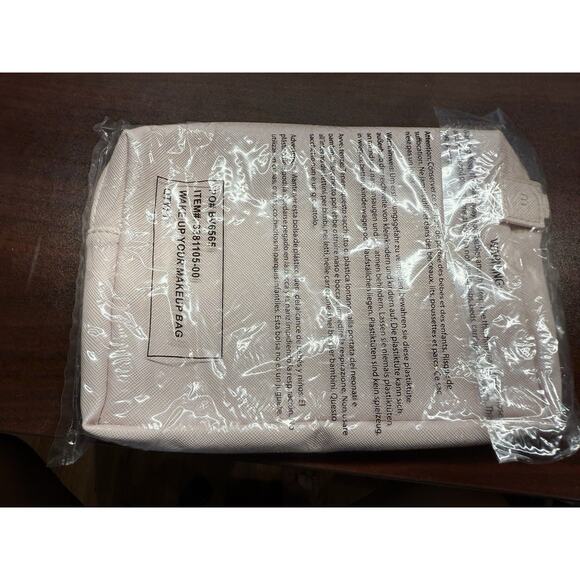 NEW Mally Wake Up Your Makeup Beauty Pink Cosmetics Make Up Zipper Close Bag - Picture 3 of 9